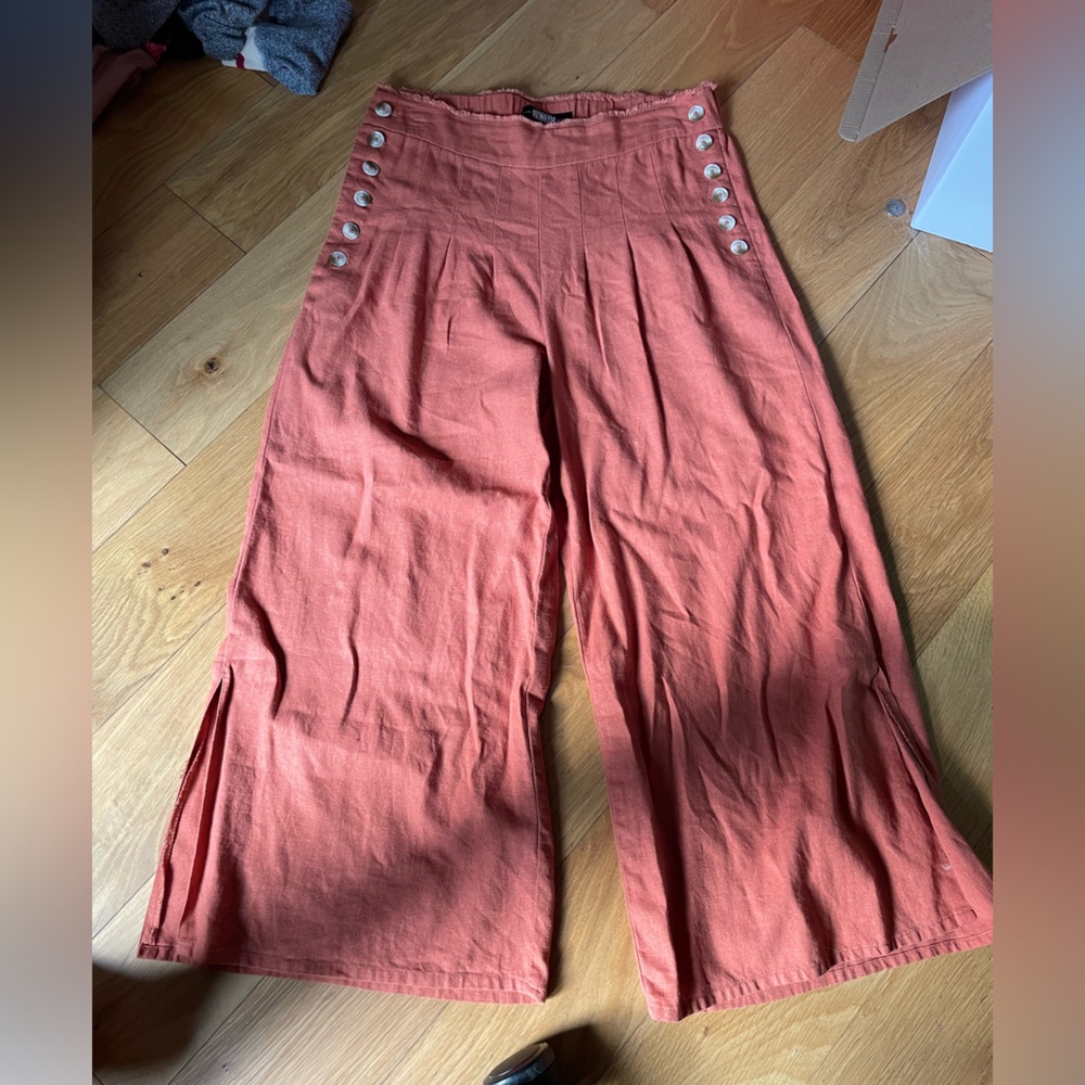 Rewash Wide Leg Button-Front Pants in Rust Orange